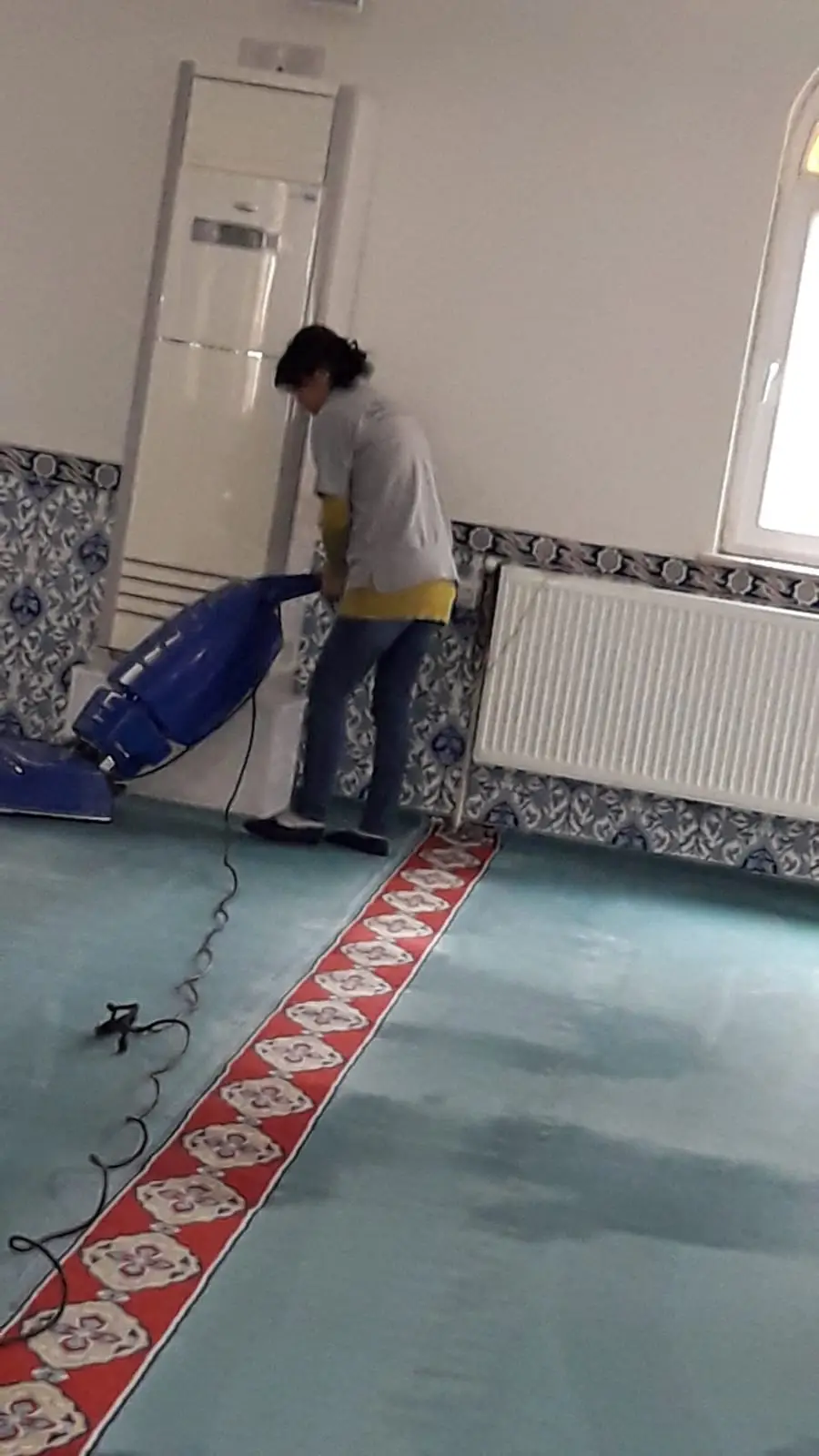 Cami Halısı Temizliği Nasıl Yapılır? Adım Adım Profesyonel Yöntemler